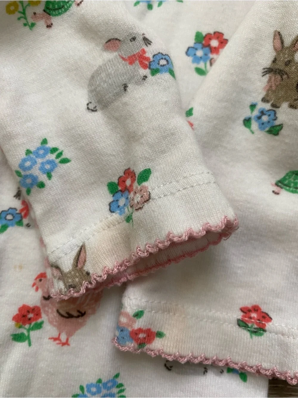 Baby Boden Baby Pink & Cream Floral Footed One-Piece Sleepers - 2 Pack